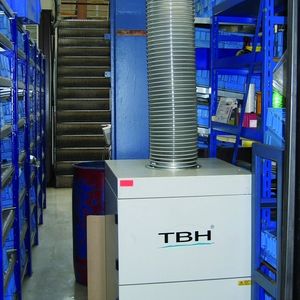 Bild 2: Die Absauganlage LN 610 A mit einem maximalen Volumenstrom von 1500 m³/h sorgt dafür, dass die Schadstoffe aus der Luft entfernt werden und die gereinigte Luft wieder zurückgeführt wird.