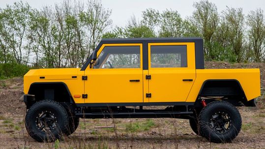 Der normale MK 1 bietet hinter der Fahrgastzelle ein geschlossenes Gepäckabteil. Beim Pickup ist dieses nach oben hin offen. Zum Vergrößern bitte klicken.(Bild:  Munro Vehicles)