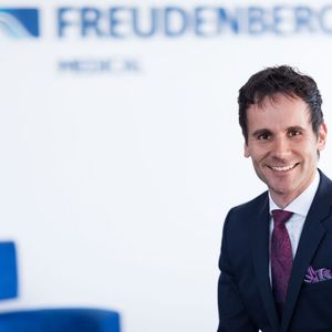 René Heilmann, Head of Marketing and Partner Relations bei Freudenberg Medical Europe: „Singapur entwickelt sich stetig zu einem regionalen Entwicklungszentrum für Medizintechnik-, Pharma- und Life-Science-Anwendungen.“ 