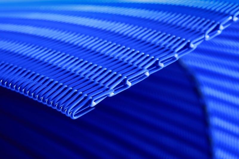 GKD habe mit Beginn der Produktion von solchen Spiralbändern das Portfolio im Bandsektor erweitert. Auch diese Innovation wird im Rahmen der Genfer Index-Messe präsentiert, heißt es. (GKD)