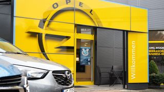 Insgesamt zeichnete Opel 35 Händler aus. (Bild: Rehberg)