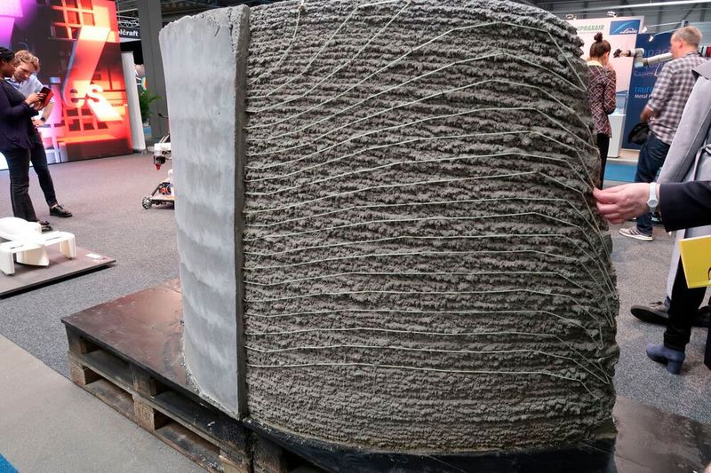 .. ein weiter Finalist der 3DPC war das ITE aus Braunschweig mit seiner kraftflussorientierten Faserplatzierung für die additive Fertigung im Bauwesen. Diese neue vollautomatische Betonbewehrungstechnologie soll das Potenzial des 3D-Drucks im Bauwesen durch Materialeffizienz optimieren... (Bild: D. Quitter - VCG)