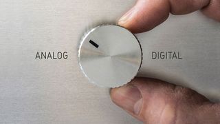 Mit der Digitalisierung könnte es schneller gehen, wenn nicht starre Prozesse und mangelnde Flexibilität einen möglichen Fortschritt erschweren würden. (Bild: © Marco Martins - stock.adobe.com)