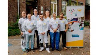 30 Freiwillige von PPG gestalteten zusammen mit regionalen Partnern Klassenräume in der Walter-Wiederhold-Schule in Hilden. Die Aktion ist Teil des „Colorful Communities“-Programms, das schon seit zehn Jahren weltweit soziales Engagement in Nachbarschaften organisiert. (Bild: ALEX MAHLING/ PPG)