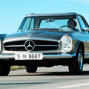 50 Jahre Mercedes 230 Sl Der Schone Stern