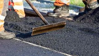 The rubber bitumen, which is produced using environmentally friendly technology, will be used primarily in the domestic market for road construction. (Deposit Photos )