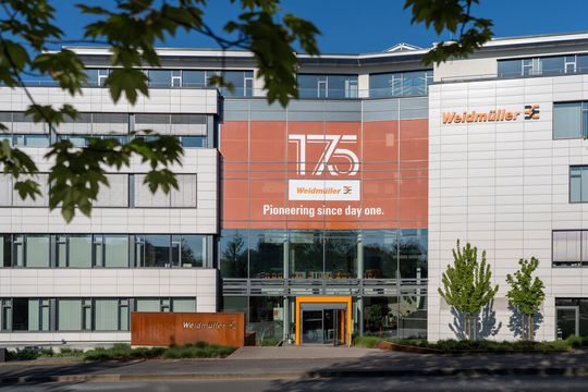 Weidmüller aus Detmold durfte im letzten Jahr sein 175-jähriges Bestehen feiern. Passend dazu, konnte das Geschäftsjahr mit einem Milliardenerfolg in Sachen Umsatz abgeschlossen werden ...(Bild:  Weidmüller)