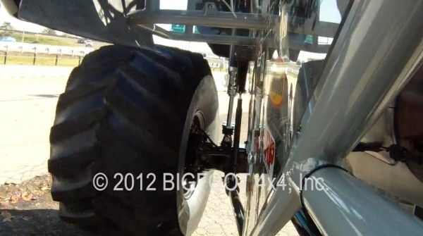 Der Bigfoot 20: der weltweit erste Monstertruck mit Elektroantrieb macht mit über 260 kW und 1100 Nm Autos umweltschonend platt (Bild: Bigfoot 4x4 Inc.)