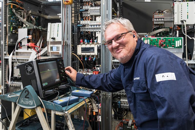 Offenbar ist alles, wie es soll.  (Bild: Socomec)