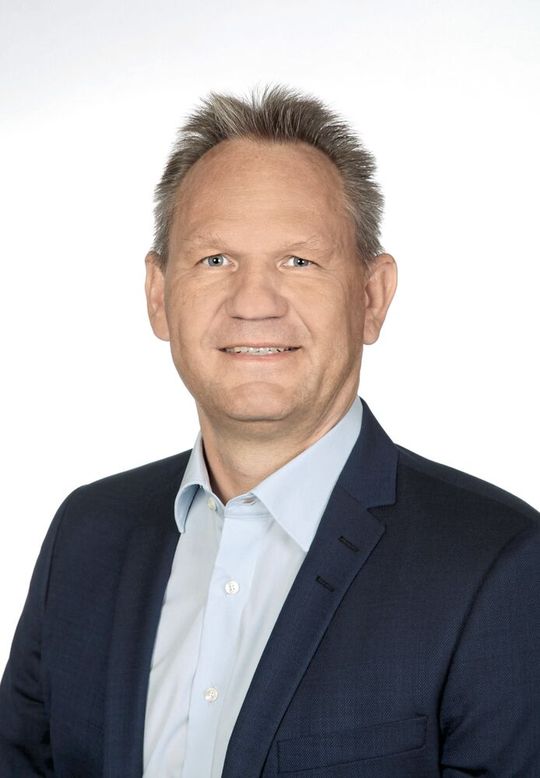 Michael Wintergerst, Senior Vice President R&D Platform und Chief AI Officer, Proalpha GmbH: «Auf Fertigungsunternehmen zugeschnittene KI-Konzepte ‹ready-to-use›, verstehen Produktionsprozesse und Compliance-Anforderungen von Grund auf und funktionieren vom ersten Tag an.»(Bild:  Proalpha)