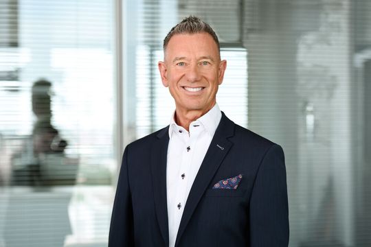 Joachim Schlereth, Leiter Mercedes-Benz Trucks Vertrieb und Services Deutschland, geht zum Jahresende 2023 in den Ruhestand.(Bild:  Daimler Truck AG)