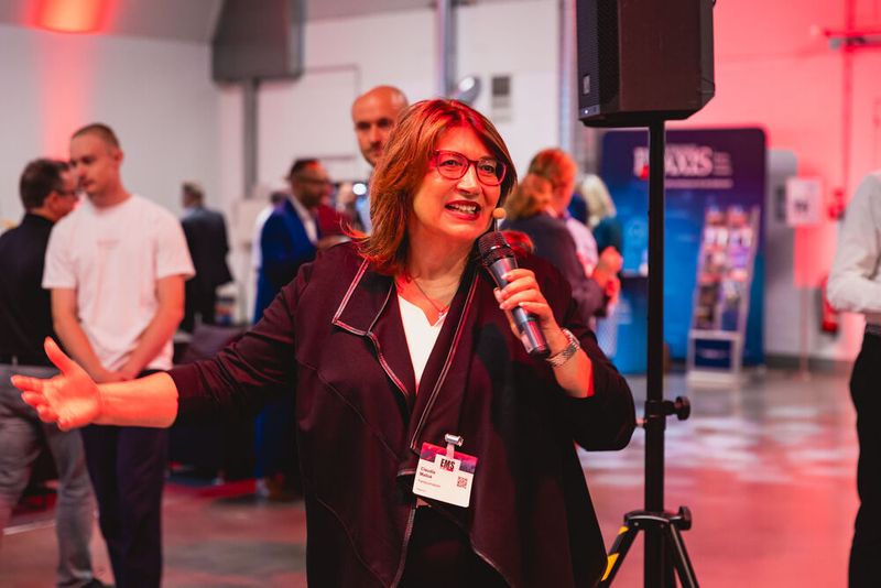 Impressionen vom 24. Würzburger EMS-Tag: Im Mittelpunkt standen aktuelle Branchenthemen, praxisnahe Impulse und insbesondere der persönliche Austausch innerhalb der EMS-Community. (Bild: Stefan Bausewein)