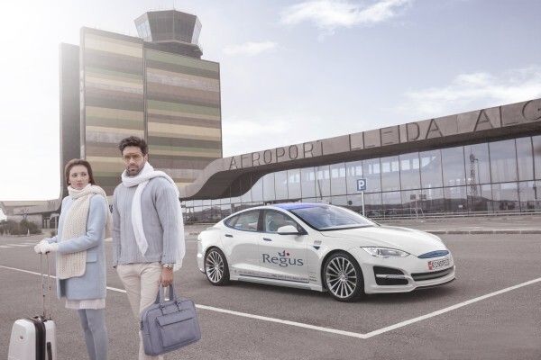 Mit dem vollelektrisch angetriebenen Konzeptfahrzeug „XchangE“ zeigt die Schweizer Ideenschmiede Rinspeed auf dem Genfer Auto-Salon die Zukunft des autonomen Fahrens.  (Rinspeed)