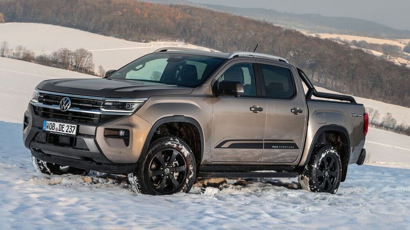 Die Topversionen sind mit allem möglichen Schnickschnack ausgestattet, bis hin zum 640 Watt starken Soundsystem von Harman Kardon. (Bild: VW)