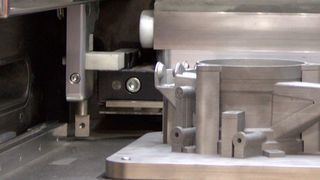 Renishaw druckt mit dem Pulverbettverfahren SLM. Es ist das verbreitetste Verfahren. (Bild: Simone Käfer/MM)