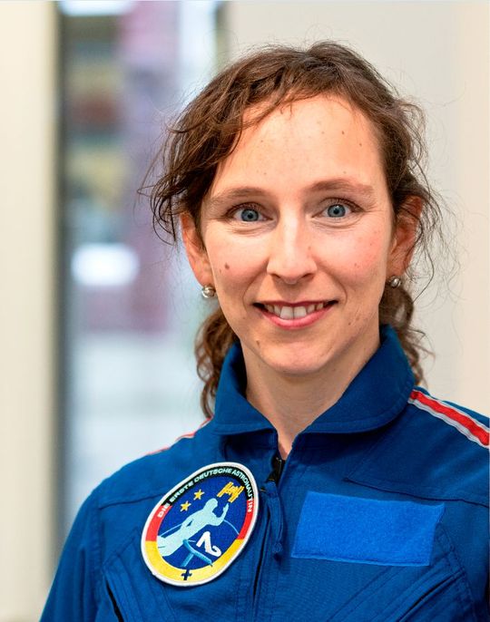 Dr. Suzanna Randall ist es wichtig, mit ihrer Mission auch vor allem junge Mädchen und Frauen für die Raumfahrt, für Naturwissenschaften, Mathematik und Technik zu begeistern.(Bild:  © Die Astronautin)