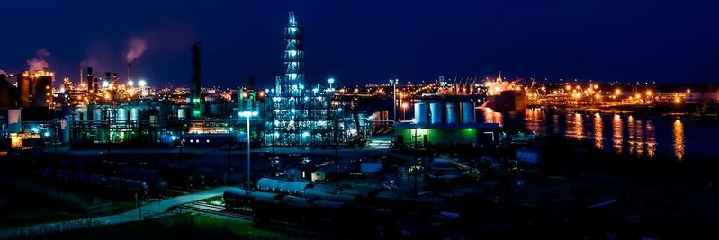 Muchas instalaciones industriales consideran la refrigeración y la calefacción como sistemas independientes y separados entre sí. Al adoptar un enfoque integrado de gestión térmica, las empresas pueden obtener ventajas significativas en términos de eficiencia, sostenibilidad y rendimiento.(Imagen: con licencia libre /  Pixabay)