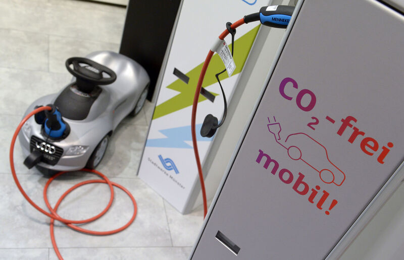 MobiliTec ist eine internationale Leitmesse für hybride und elektrische Antriebstechnologien, mobile Energiespeicher und alternative Mobilitätstechnologie im Rahmen der Hannover Messe. (Deutsche Messe)