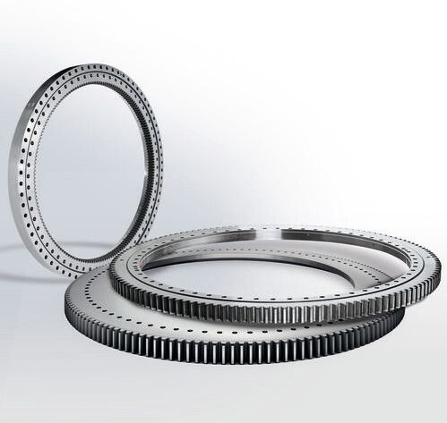 Neben Vierpunktlagern für die Rotorblatt- und Azimutverstellung liefert Liebherr auch Zahnkränze als Gleitlager für die Windrichtungsnachführung. (Bild: Liebherr Components)