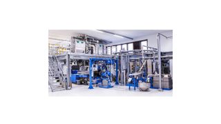 Bei den schlüsselfertigen Compoundieranlagen von Coperion kommen alle Schlüsselkomponenten für die wesentlichen Prozessschritte aus eigener Entwicklung und Produktion. (Coperion)