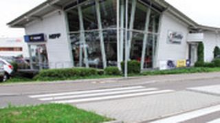 Durch die Nähe zur Autobahn hat der Neckarsulmer Betrieb der Neff-Gruppe sehr viele Laufkunden. (Archiv: Vogel Business Media)