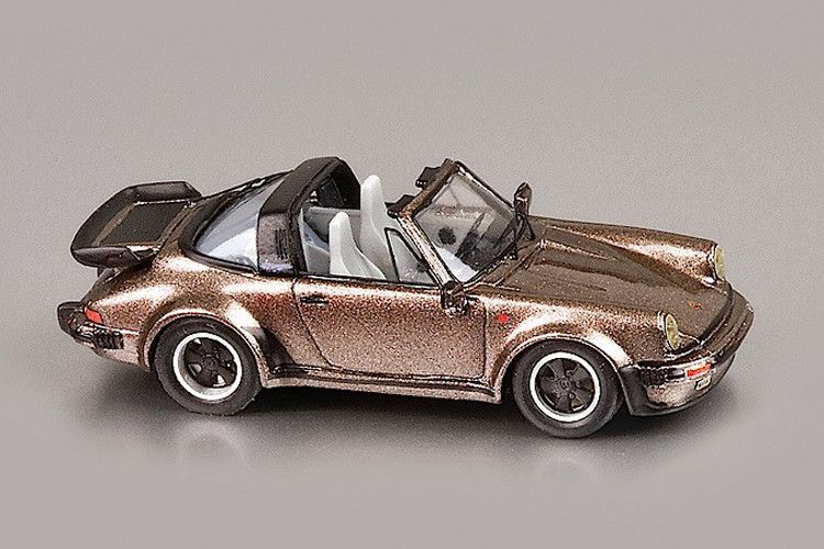 „Modellfahrzeug des Jahres 2013“: Porsche 911 Turbo Targa 3.3 von High Tech Modell (1:87). (Foto: Modell Auto)