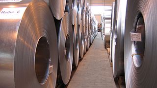 Stahlcoils jetzt aus einer Hand: Knauf Interfer übernimmt die Delta-Stahl GmbH mit ihrem Servicecenter. Bild: Knauf Interfer (Archiv: Vogel Business Media)