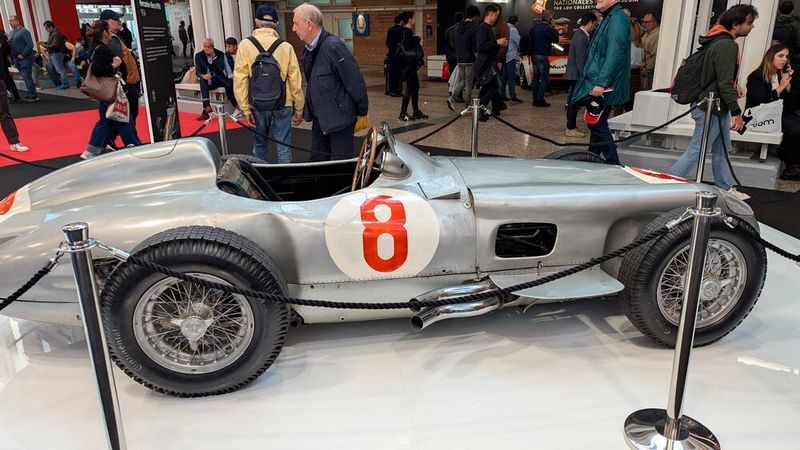 ... und dokumentierte damit die lange Geschichte der Königsklasse im internationalen Rennsport.   (Bild: Dominsky)