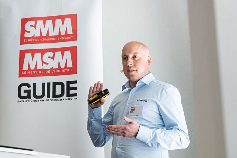 Dass der Werkzeughalter eine Schlüsselfunktion für einen effizienten und zuverlässigen Zerspanungsprozess einnimmt, zeigte Andi Näf, Product Manager bei Rego-Fiix und beleuchtete verschiedene, entscheidende Spezifikationen und deren Einfluss auf Qualität und Produktivität. (Bild: Thomas Entzeroth)