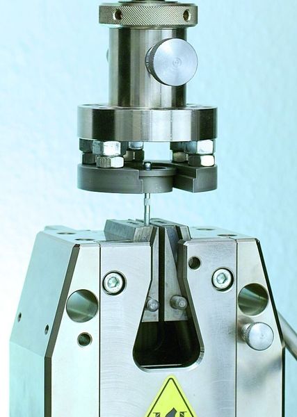 Die Niete unterliegen strengsten Qualitätsstandards und werden in den hauseigenen Laboren von Goebel nach ISO 14589 getestet. (Bild: Goebel)