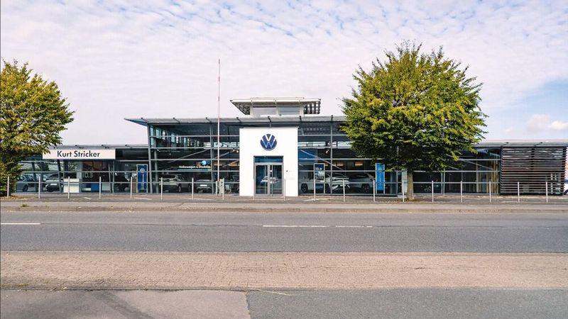 Das Autohaus Kurt Stricker ist zwar ein VW-Betrieb; die Mitarbeiter brennen aber in erster Linie für das Gebrauchtwagengeschäft.(Bild:  Autohaus Stricker)