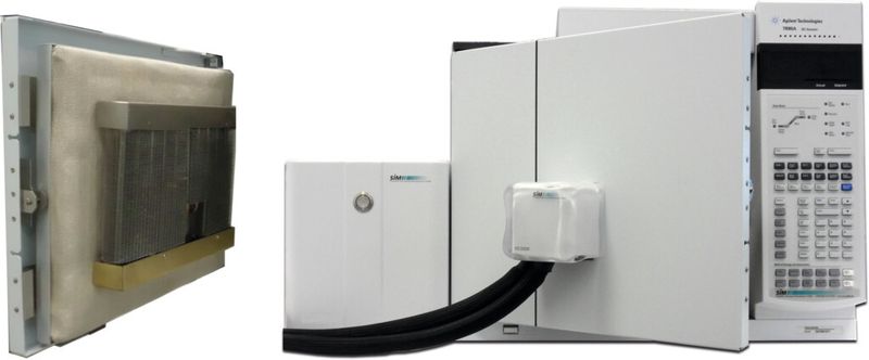 Abb. 3: Foto des Agilent GC mit SIM Ice-Door (links: Innenansicht der Ice-Door und rechts Agilent 7890A mit SIM Ice-Door und SIM Multi Cooling Device). (Bild: IUTA/SIM)