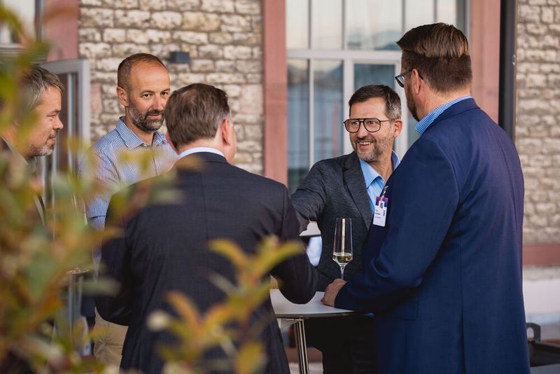 Impressionen vom 24. Würzburger EMS-Tag: Im Mittelpunkt standen aktuelle Branchenthemen, praxisnahe Impulse und insbesondere der persönliche Austausch innerhalb der EMS-Community. (Bild: Stefan Bausewein)