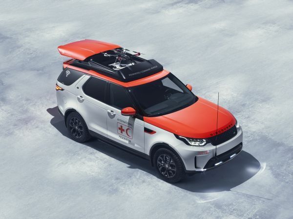 Ready for Take Off: die Drohne kurz vor dem Start (Land Rover)