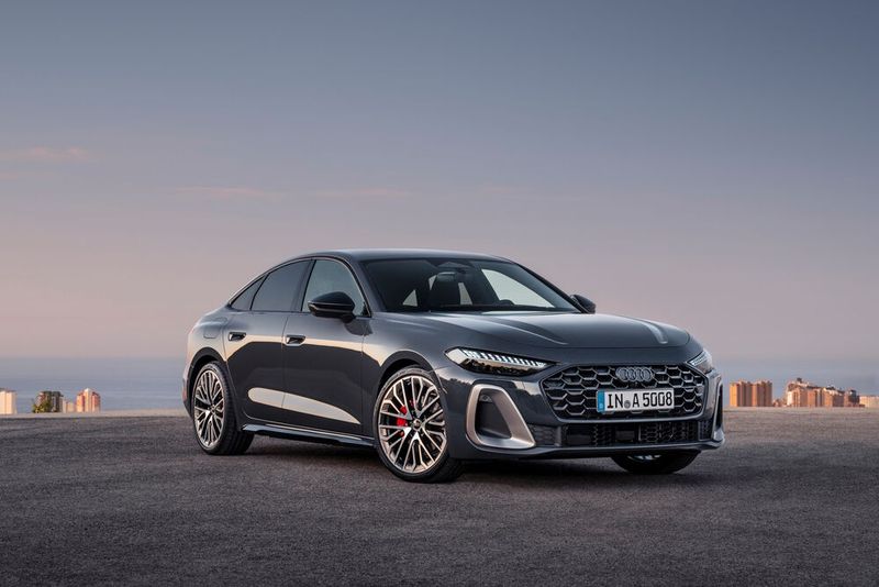 Die neue A5-Limousine wirkt deutlich eleganter als der etwas bieder auftretende Vorgänger. (Bild: Audi)