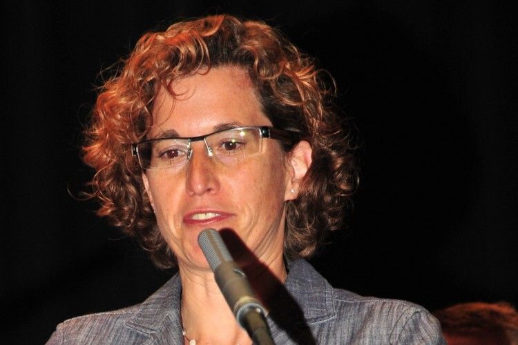 BFC-Vorstandsmitglied Petra Brandl rief alle Absolventen einzeln auf. (Foto: Büttner)