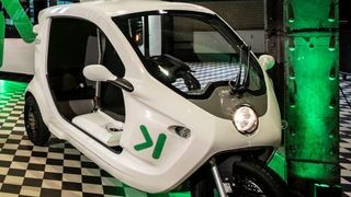 Neben autonom fahrenden E-Bussen soll das Ioki-Angebot künftig auch selbstfahrende Shuttles und Elektro-Tuktuks umfassen. (Deutsche Bahn)