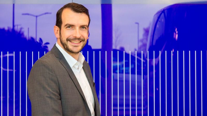 Das Autohaus Gaul&Klamt, Gewinner des Gebrauchtwagen Award 2024, nutzt digitale Medien zur Kundenbindung. Wie das geht, erklärt Steffen Fürsch. (Bild: Autohaus Gaul&Klamt)