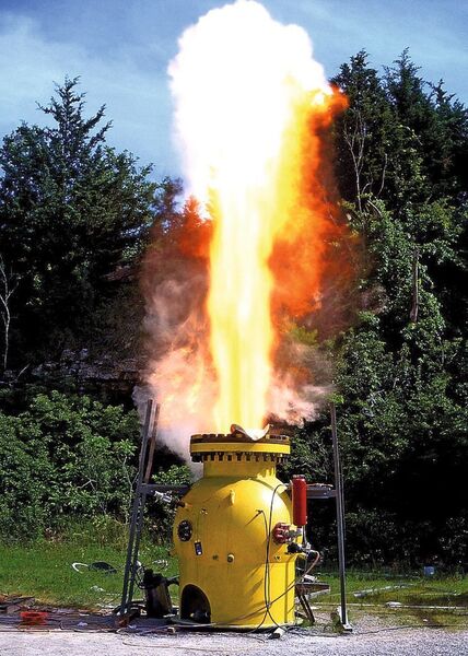 Explosionstest auf dem Fike-Versuchsgelände (Bilder: Fike-Academy) (Archiv: Vogel Business Media)