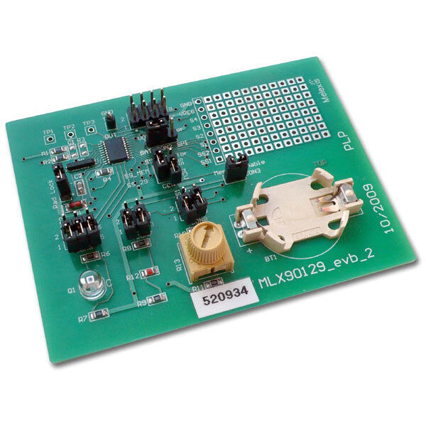 Der MLX90129 RFID Sensor TAG von Dacom west verfügt über zwei differenzielle analoge Sensoreingänge und einen internen Temperatursensor. Der Offset und die Empfindlichkeit lassen sich über konfigurierbare Verstärkerstufen für einen weiten Anwendungsbereich einstellen. Im TAG-Modus können die Sensoren und andere Komponenten über den MLX90129 mit einer geregelten Spannung versorgt werden. Für einen drahtlosen Temperatursensor ist lediglich eine angepasste Antenne erforderlich.  (Archiv: Vogel Business Media)