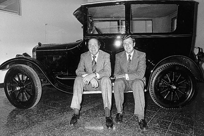 Hans-Jürgen (li.) und Peter Krüll, die Söhne des Unternehmensgründers Carl Krüll. (Krüll)