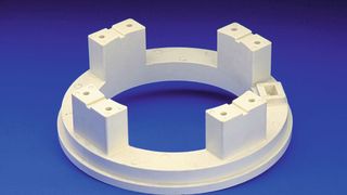 Mithilfe von One-Shot-Verfahren lassen sich Composites-Bauteile in beliebiger Form anfertigen. (Bild: Lorenz Kunststoffe)