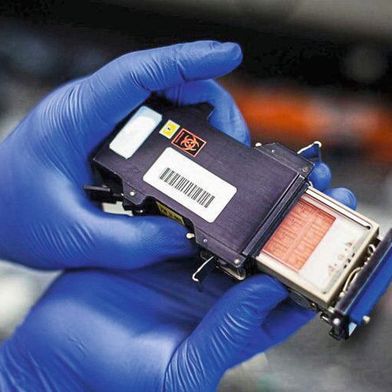 Eine Cellbox-Experimentkammer: Die Cellbox-4 und Cellbox-5 Missionen werden von dem jungen Biotech-Unternehmen yuri unterstützt. (Bild: yuri GmbH )