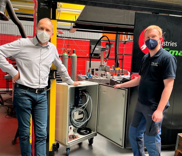 Das sind die Impulsgeber: TIME-Geschäftsführer Dr. Ralf Polzin (links) und „ExoKIwe“-Projektleiter Moritz Wirth wollen die Schweißtechnik zukunftsfähig machen – das heißt, weg von „dirty and dangerous“ hin zu „clean and digital“.  (TIME)