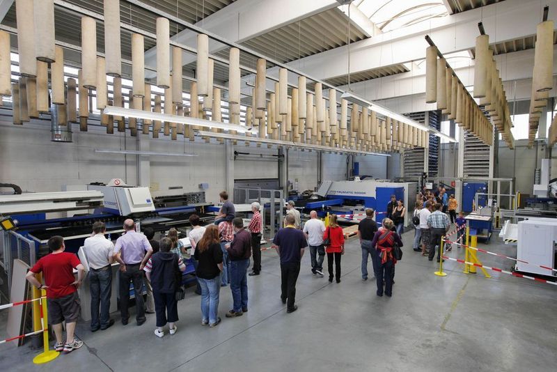 Beim Tag der offenen Tür konnten die Besucher sich ein Bild von der Produktion bei LTI machen. Bild: LTI-Metalltechnik (Archiv: Vogel Business Media)