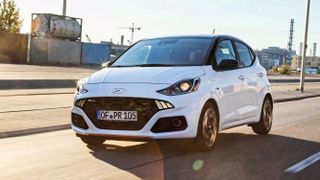 Der Hyundai i10 war der meistverkaufte Mini im Juni. Von den Zulassungszahlen der Top-Drei-Modelle ist der japanische Flitzer zugleich weit entfernt. (Bild: Hyundai)