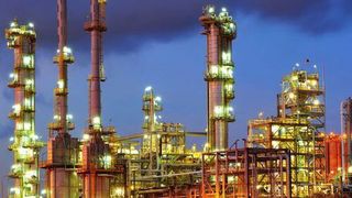 The RDMP will increase the Balikpapan refinery’s crude processing capacity as well as enable production of cleaner fuels conforming to Euro 5 standard. (Deposit Photos)