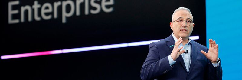 HPEs CEO Antonio Neri gab sich anlässlich der EMEA-Ausgabe der HPE Discover 2022 persönlich in Frankfurt die Ehre. HPEs CEO Antonio Neri gab sich anlässlich der EMEA-Ausgabe der HPE Discover 2022 persönlich in Frankfurt die Ehre.