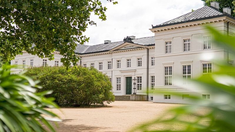 Der diesjährige eGovernment Summit findet auf Schloss Neuhardenberg statt. Ein Ort mit Geschichte: Hier verkündete der damalige Kanzler Gerhard Schröder seine „Agenda 2010“.(Bild:  Fotokraftwerk)