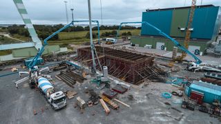 Schaeffler baut seine Prüfkapazitäten deutlich aus. In Zusammenarbeit mit LORC (Lindø Offshore Renewables Center) und R&D Test Systems entsteht in Lindø, Dänemark, gerade der weltweit leistungsfähigste Prüfstand für Hauptlagerungen von Windkraftanlagen. (Bild: R&D Test Systems)